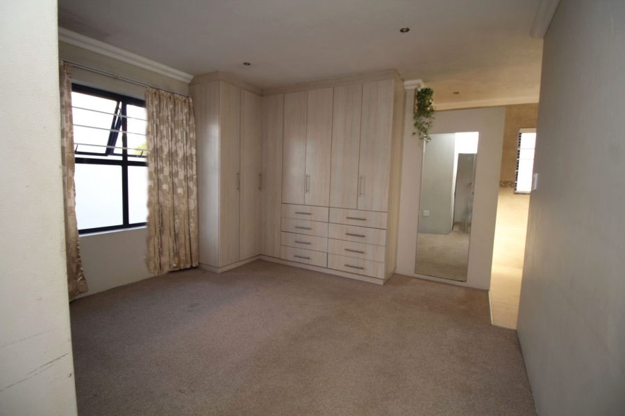 3 Bedroom Property for Sale in Blue Lagoon Western Cape